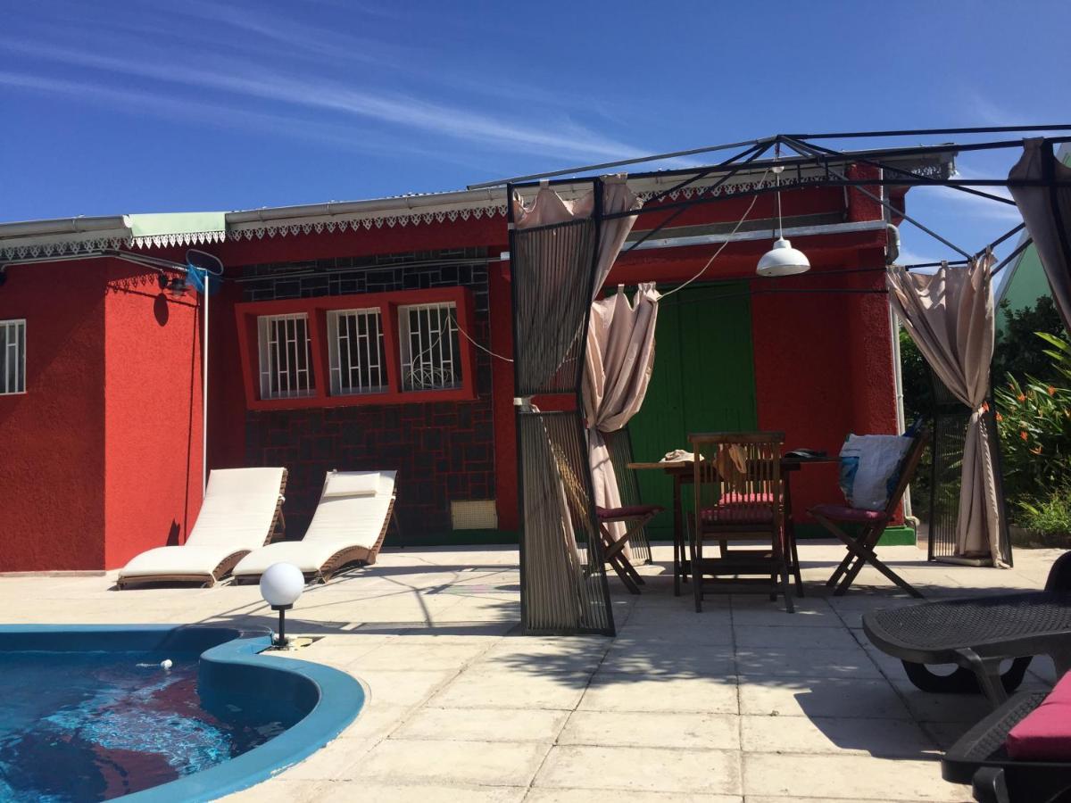 Vyvyrun974 Apartment Les Cocos ภายนอก รูปภาพ